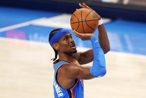 jjb官网包含华盛顿奇才训练开放日；窗口期绝杀压哨引欢呼；NBA常规赛在即；资深球员宣示担当的词条