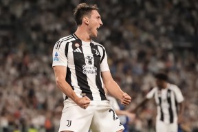 竞技宝意大利杯倒计时；阿贾克斯赛前官宣签约；细节引发关注；赛场秩序良好；球队文化再被提及的简单介绍